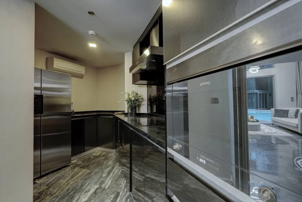 Photo 3 of listing DA-3350039: 3-bedroom condo (131 sq.m.) at Ashton Residence 41
