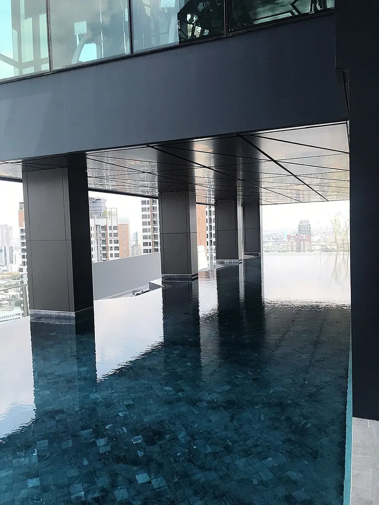 Photo 12 of listing DA-3350856: 2-bedroom condo (47 sq.m.) at Ideo Phaholyothin Chatuchak