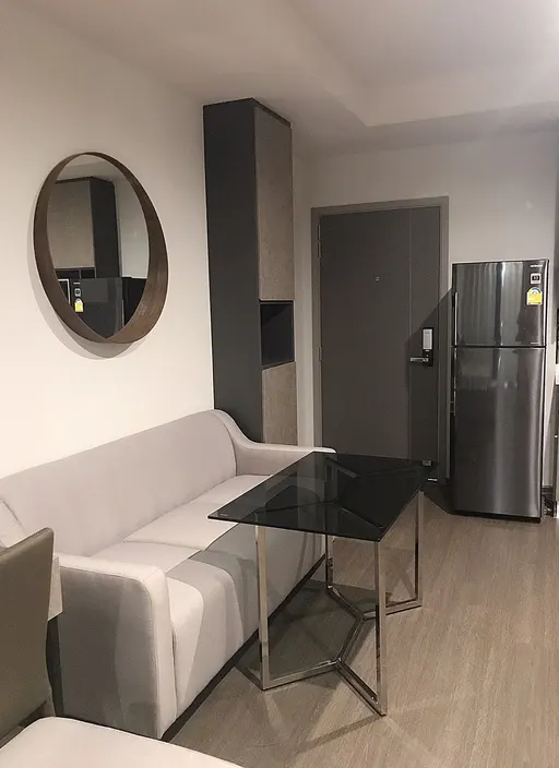 Photo 1 of listing DA-3350856: 2-bedroom condo (47 sq.m.) at Ideo Phaholyothin Chatuchak