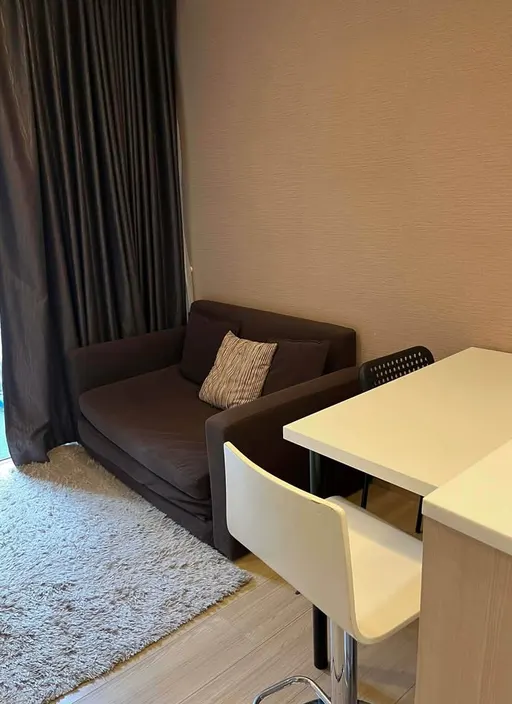 Photo 1 of listing DA-3351037: 1-bedroom condo (31 sq.m.) at Maestro 12 Ratchathewi