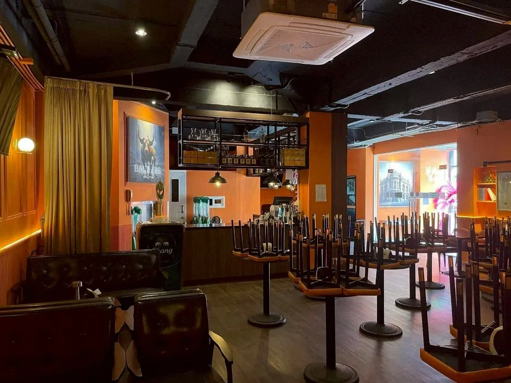 Photo 13 of listing DA-3351038: commercial building (shophouse) (660 sq.m.)