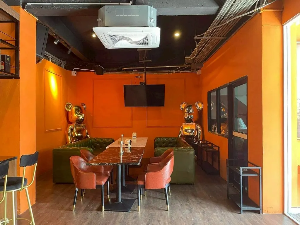 Photo 14 of listing DA-3351038: commercial building (shophouse) (660 sq.m.)