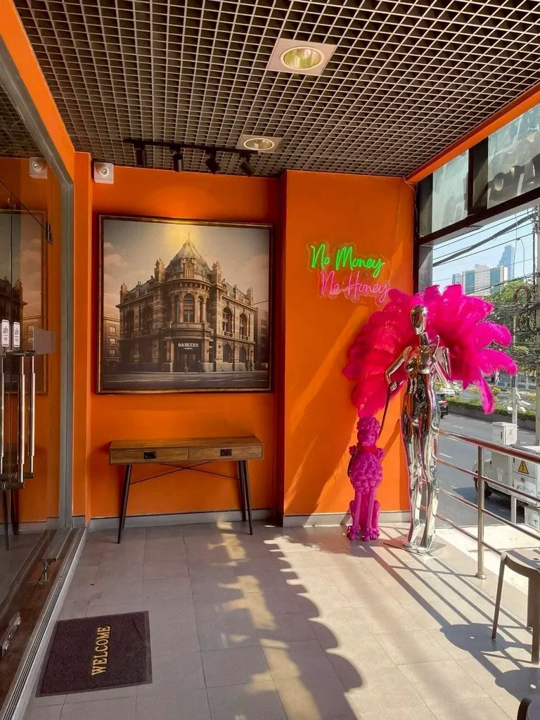 Photo 9 of listing DA-3351038: commercial building (shophouse) (660 sq.m.)