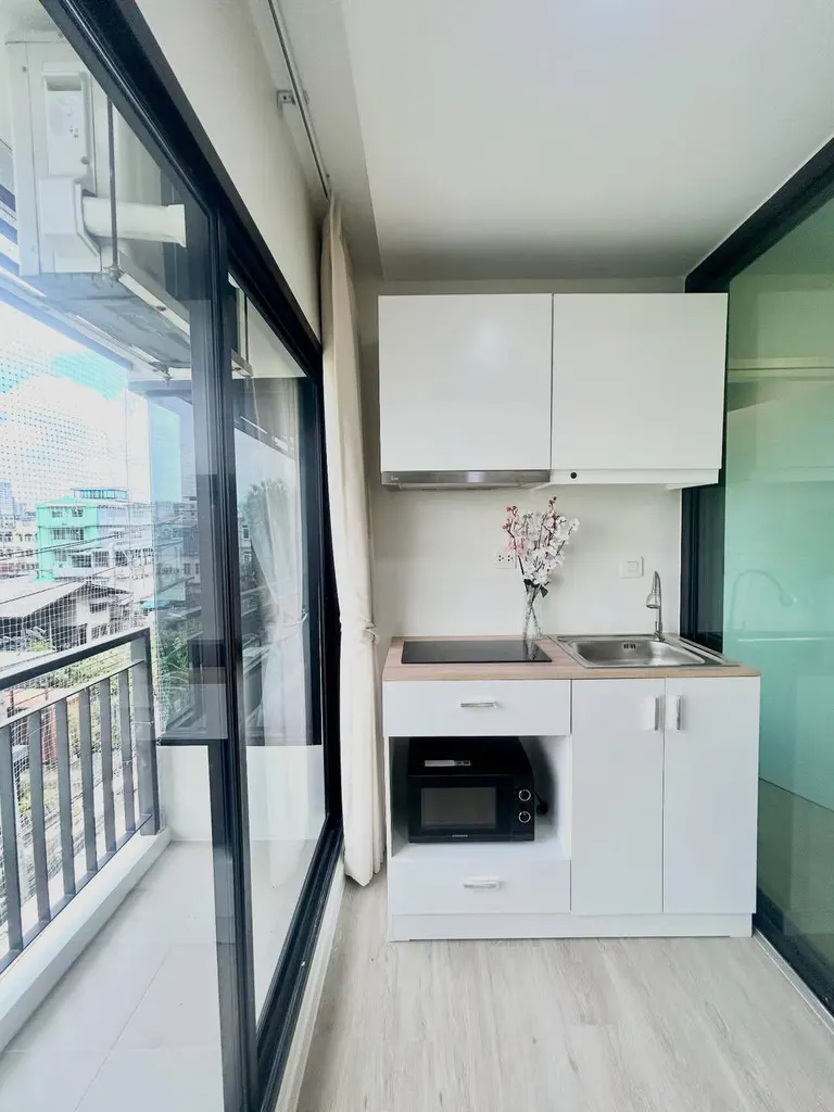 Photo 4 of listing DA-3351428: 1-bedroom condo (25 sq.m.) at Villa Lasalle Sukhumvit 105