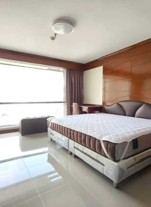 Photo 2 of listing DA-3353794: 1-bedroom condo (28 sq.m.) at Sukhumvit Suite