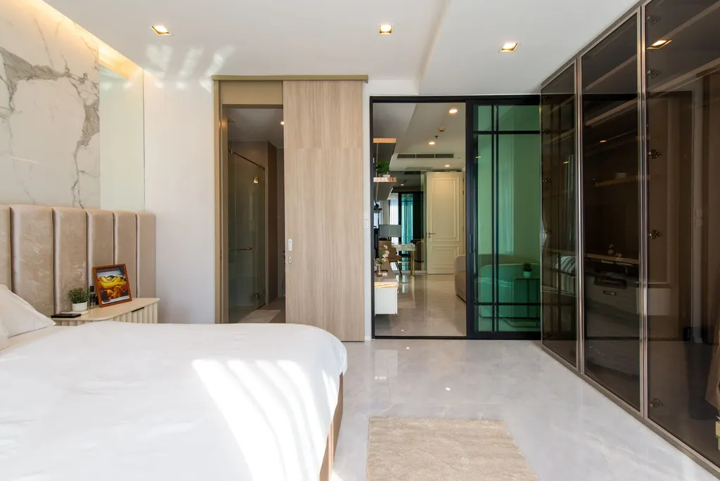 Photo 11 of listing DA-3354192: 1-bedroom condo (48.58 sq.m.) at Noble Ploenchit