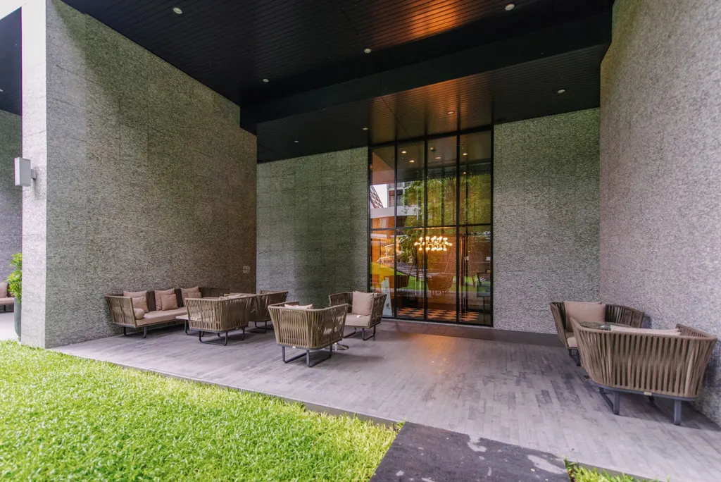 Photo 27 of listing DA-3354192: 1-bedroom condo (48.58 sq.m.) at Noble Ploenchit