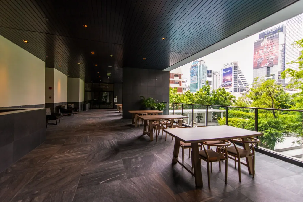 Photo 35 of listing DA-3354192: 1-bedroom condo (48.58 sq.m.) at Noble Ploenchit