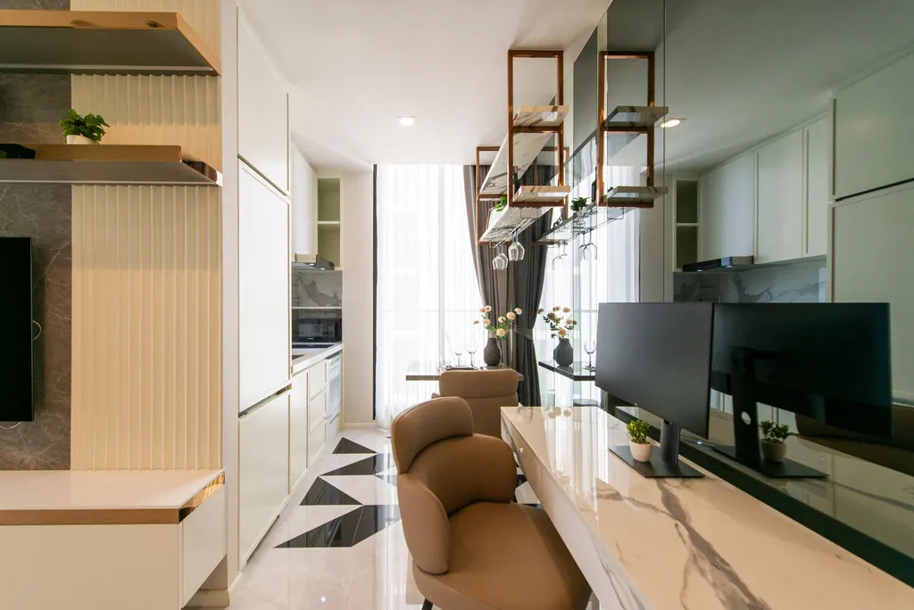 Photo 4 of listing DA-3354192: 1-bedroom condo (48.58 sq.m.) at Noble Ploenchit