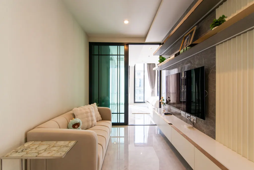Photo 5 of listing DA-3354192: 1-bedroom condo (48.58 sq.m.) at Noble Ploenchit