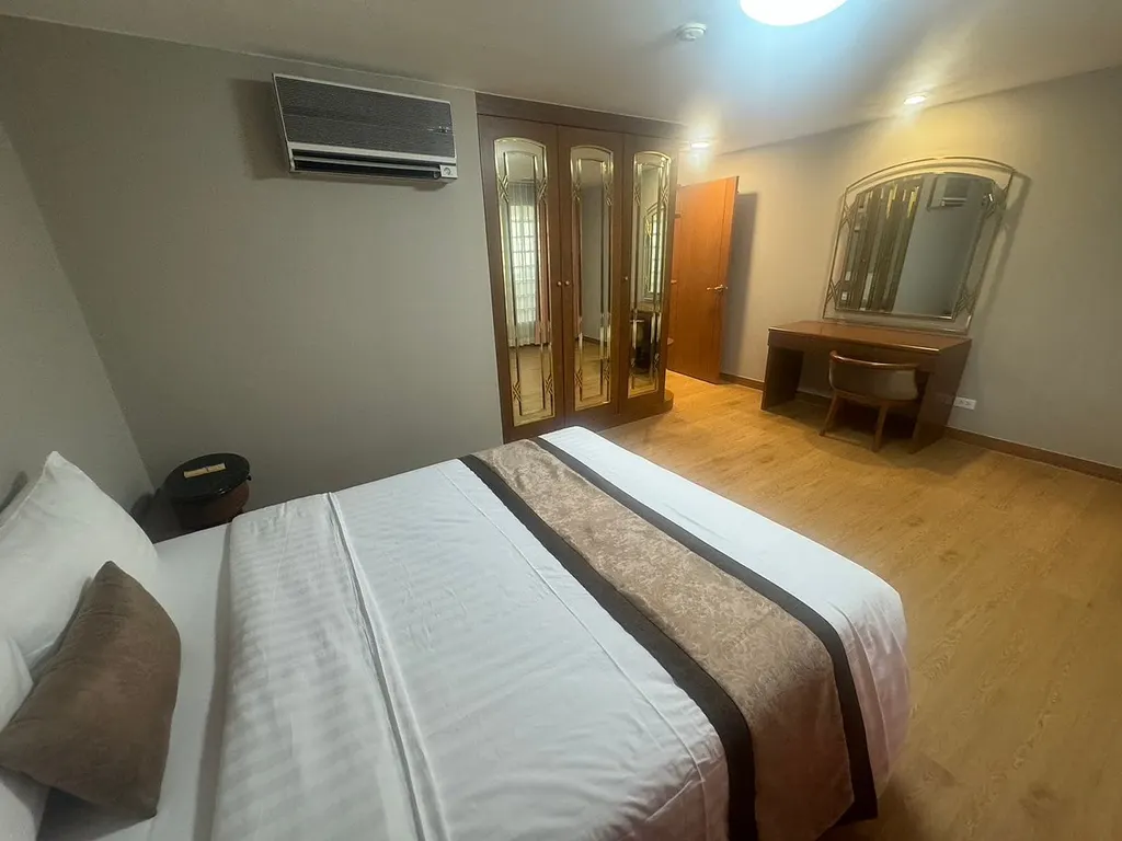 Photo 13 of listing DA-3354819: 2-bedroom condo (108 sq.m.) at United Tower Thong Lor