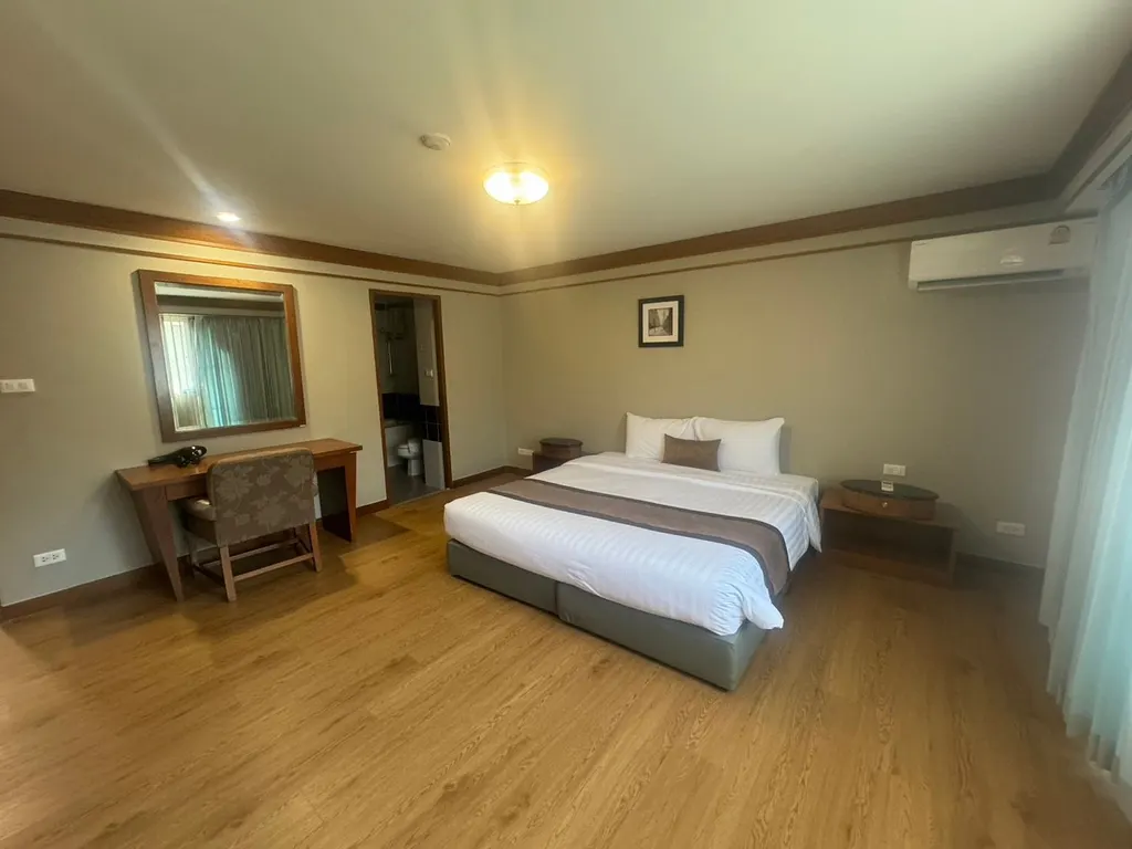 Photo 4 of listing DA-3354819: 2-bedroom condo (108 sq.m.) at United Tower Thong Lor