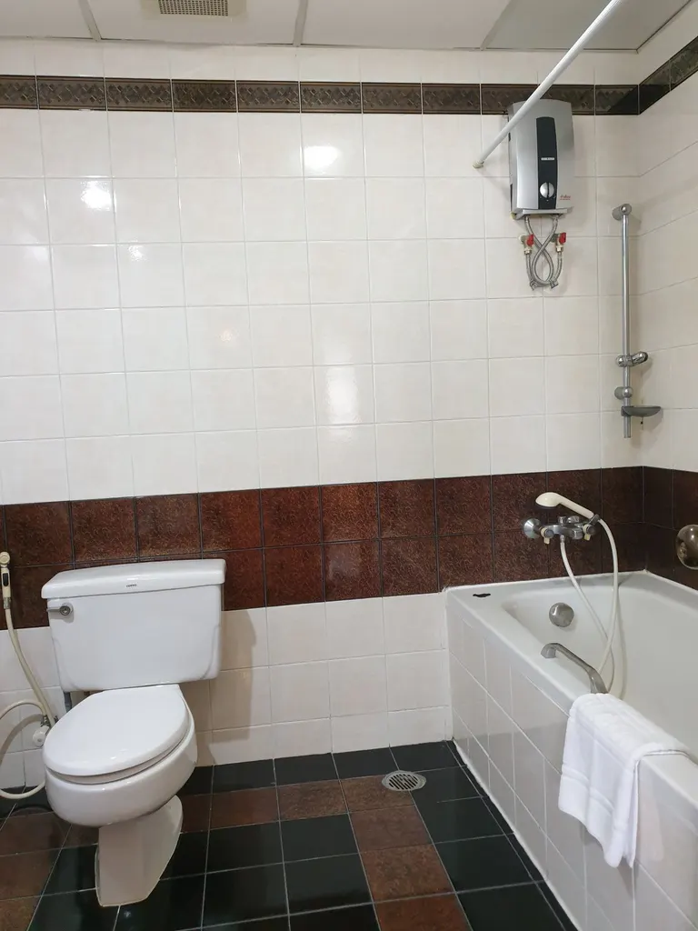 Photo 17 of listing DA-3354826: 2-bedroom condo (157 sq.m.) at United Tower Thong Lor