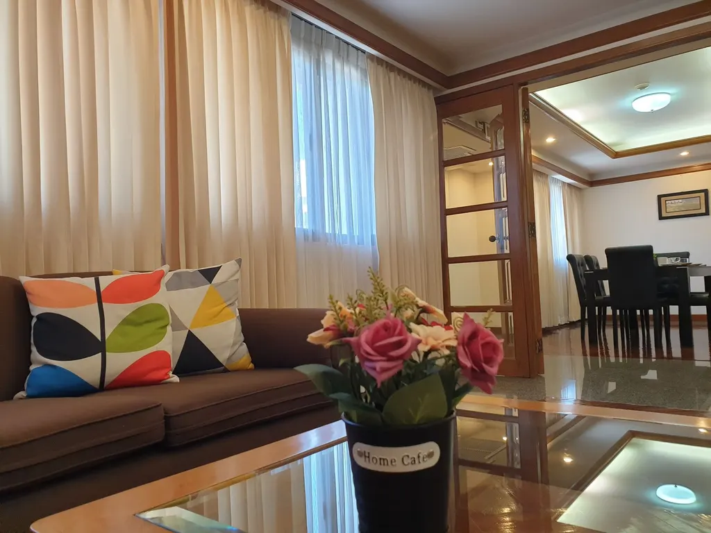 Photo 7 of listing DA-3354826: 2-bedroom condo (157 sq.m.) at United Tower Thong Lor