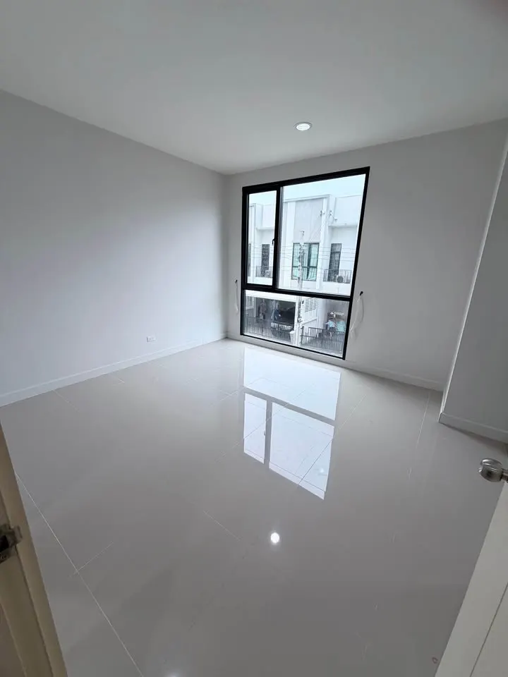 Photo 3 of listing DA-3354850: 4-bedroom townhouse (123 sq.m.)