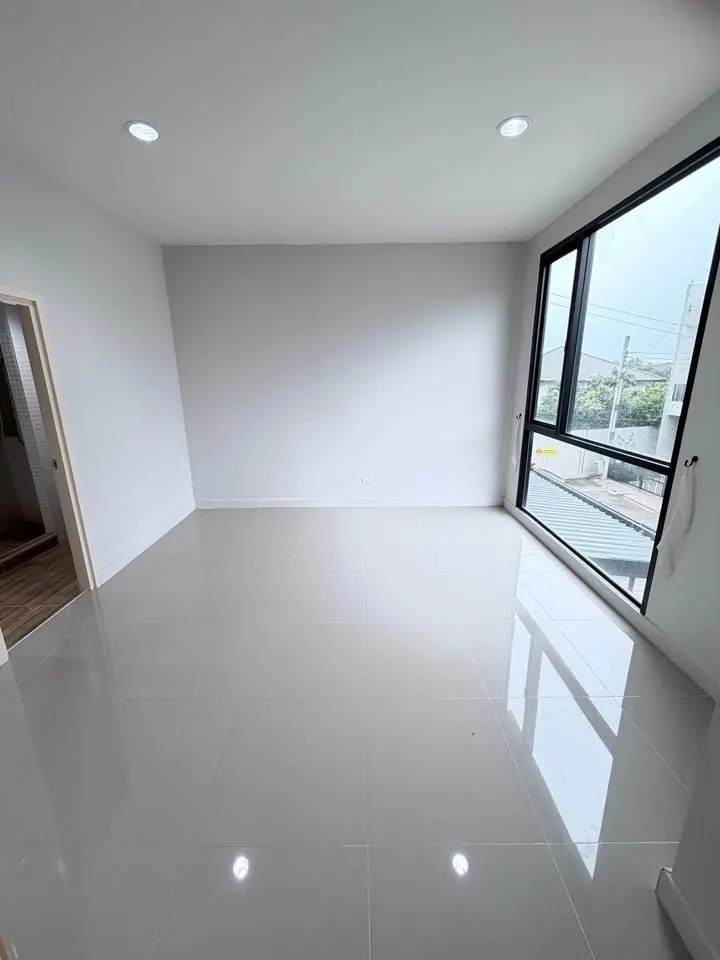 Photo 7 of listing DA-3354850: 4-bedroom townhouse (123 sq.m.)