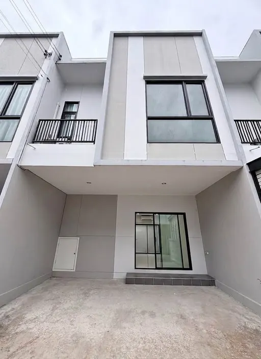 Photo 1 of listing DA-3354850: 4-bedroom townhouse (123 sq.m.)