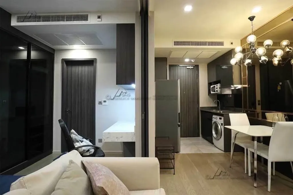 Photo 2 de l'annonce DA-3355920 : condo de 1 chambre(s) (37.5 m²) à Ashton Asoke