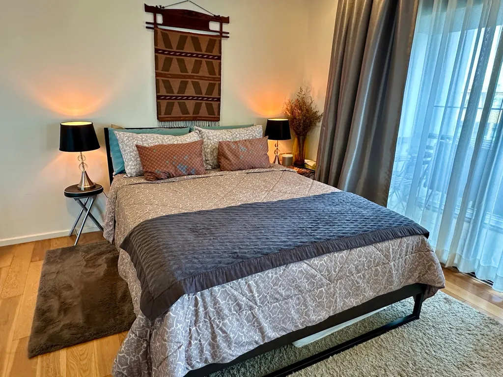 Photo 7 of listing DA-3356140: 1-bedroom condo (49 sq.m.) at Circle Living Prototype New Petchburi