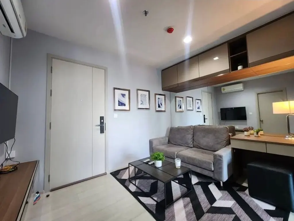Photo 2 of listing DA-3356236: 1-bedroom condo (35 sq.m.) at Life Sukhumvit 48