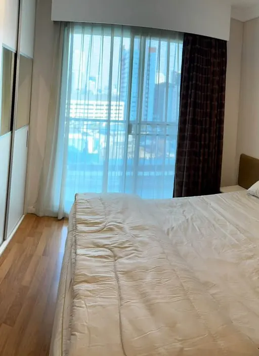 Photo 1 of listing DA-3356287: 1-bedroom condo (37 sq.m.) at Lumpini Place Rama 9–Ratchada