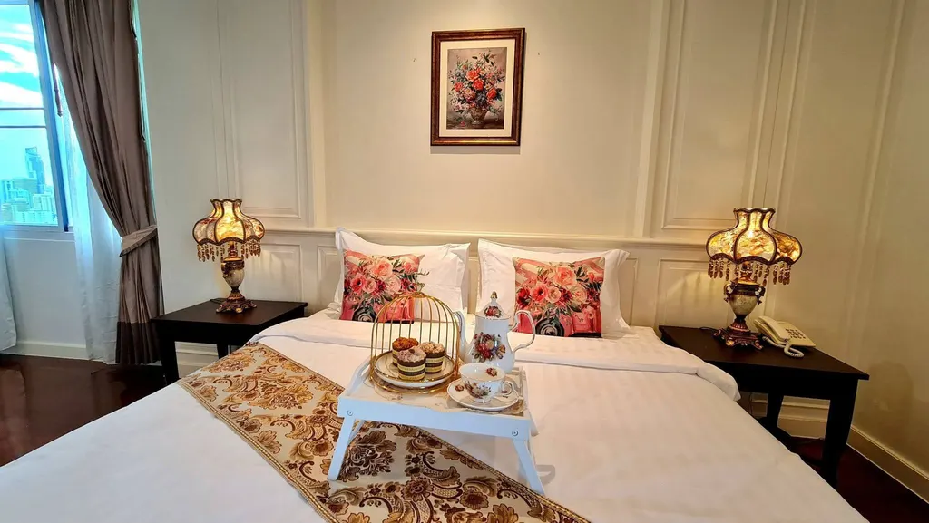 Photo 13 of listing DA-3356345: 4-bedroom serviced apartment (800 sq.m.) at Piyathip Place