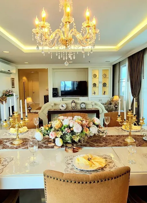 Photo 1 of listing DA-3356345: 4-bedroom serviced apartment (800 sq.m.) at Piyathip Place