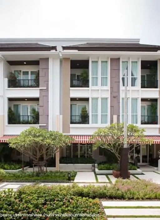 Photo 1 of listing DA-3356411: 3-bedroom townhouse (167 sq.m.) at Baan Klang Muang Sathorn - Taksin2