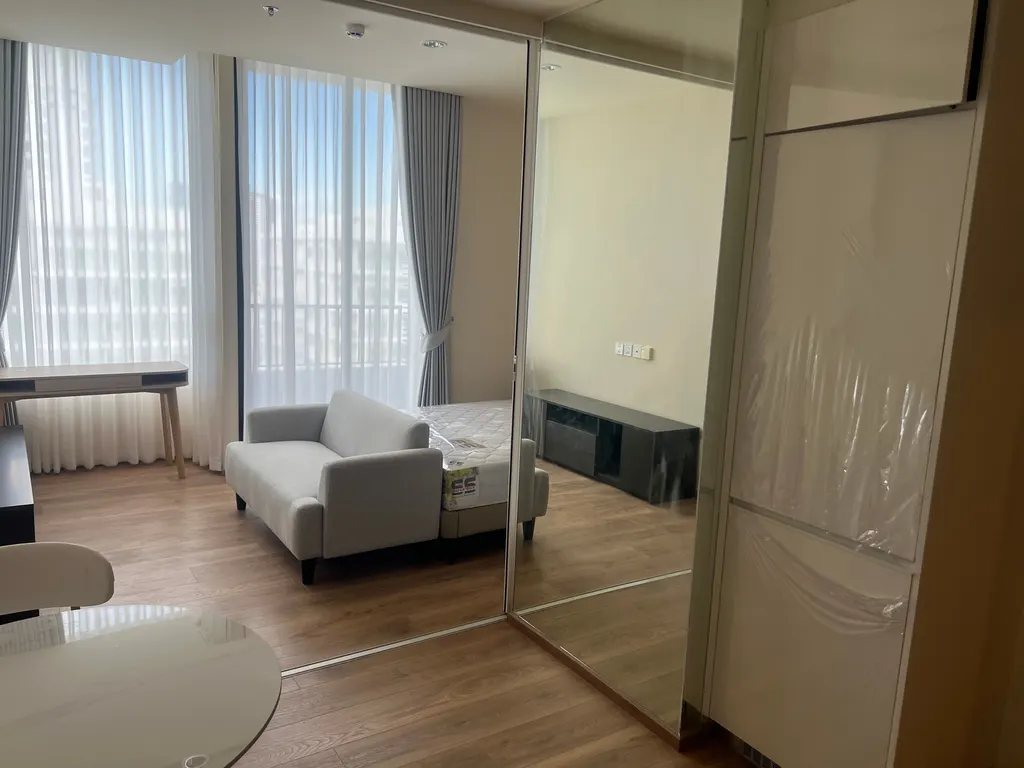 Photo 8 of listing DA-3356426: 1-bedroom condo (33 sq.m.) at Noble Form Thonglor