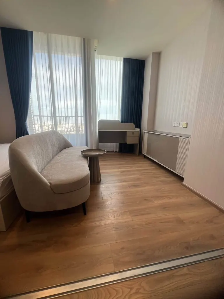 Photo 5 of listing DA-3356431: 1-bedroom condo (33 sq.m.) at Noble Form Thonglor