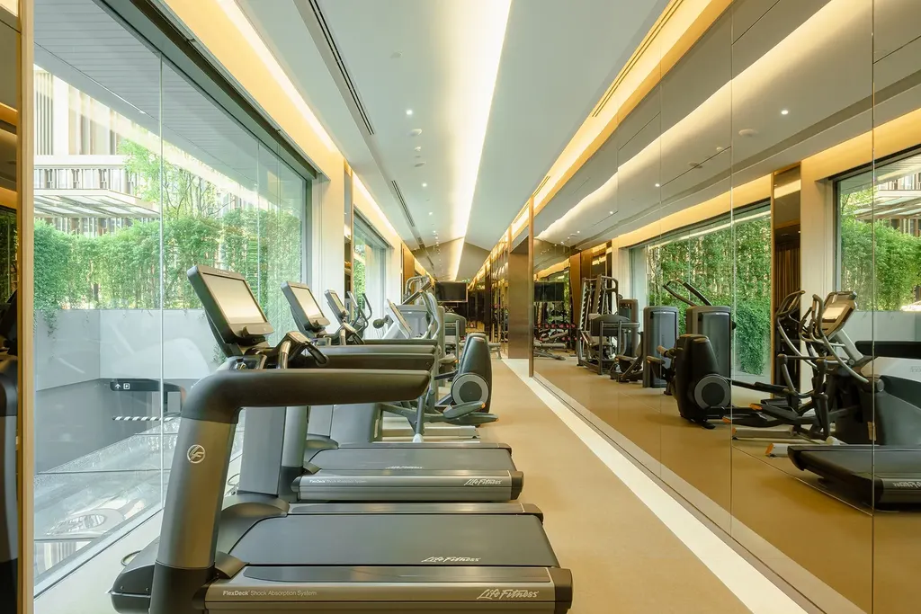 Photo 10 of listing DA-3356432: 2-bedroom condo (126 sq.m.) at Baan Sindhorn