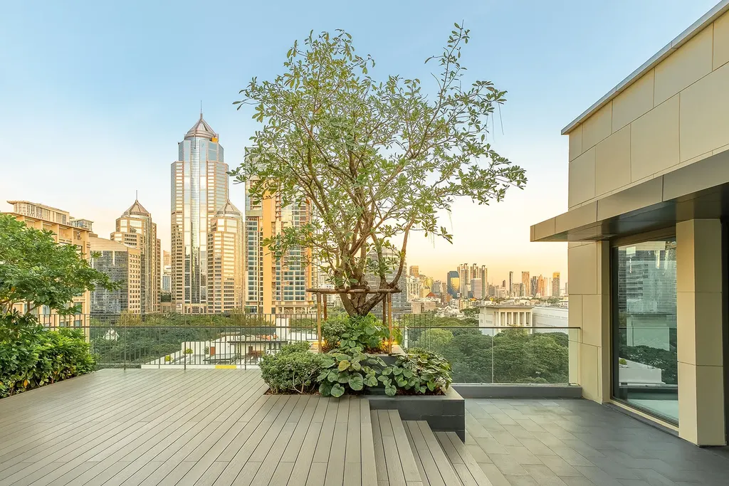 Photo 5 of listing DA-3356432: 2-bedroom condo (126 sq.m.) at Baan Sindhorn