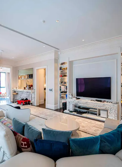 Photo 1 of listing DA-3356467: 3-bedroom condo (263.36 sq.m.) at 98 Wireless