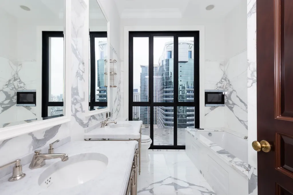 Photo 13 of listing DA-3356469: 2-bedroom condo (121.04 sq.m.) at 98 Wireless