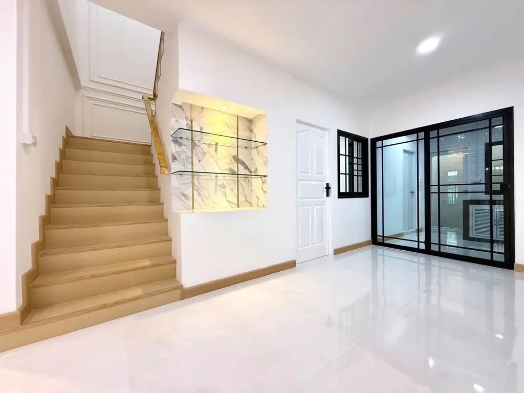 Photo 6 of listing DA-3356471: 4-bedroom townhouse (104 sq.m.)