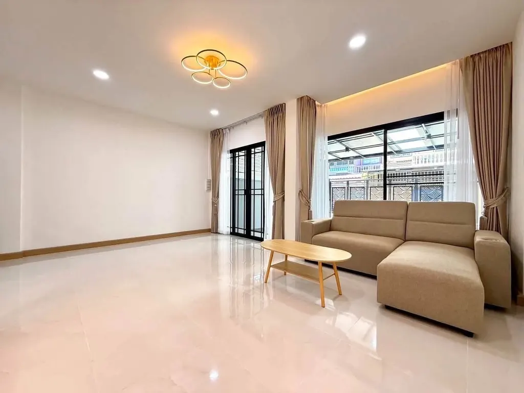 Photo 8 of listing DA-3356471: 4-bedroom townhouse (104 sq.m.)