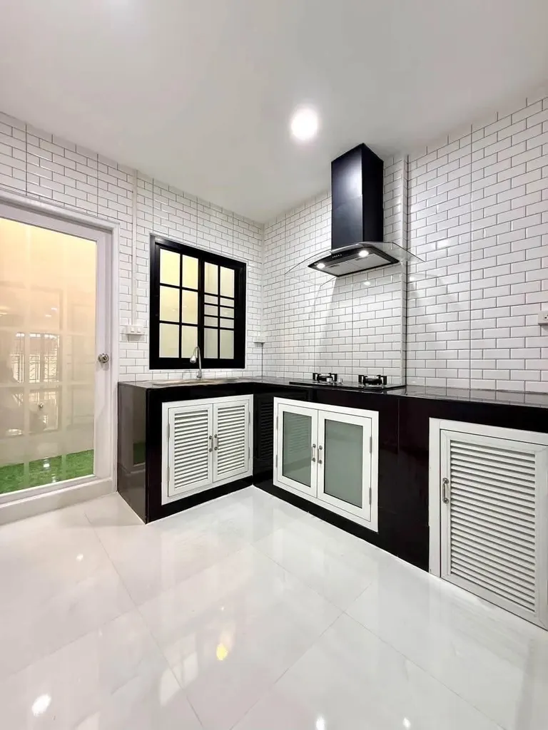 Photo 9 of listing DA-3356471: 4-bedroom townhouse (104 sq.m.)