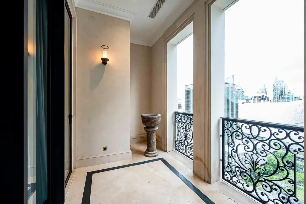 Photo 30 of listing DA-3356472: 2-bedroom condo (132 sq.m.) at 98 Wireless
