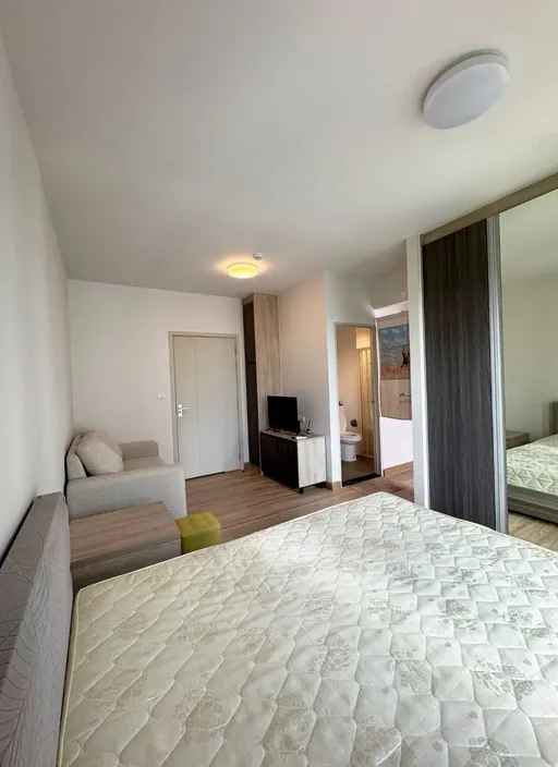 Photo 1 of listing DA-3356483: 1-bedroom condo (22.7 sq.m.) at Unio Sukhumvit 72
