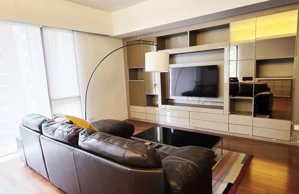 Photo 1 of listing DA-3356485: 1-bedroom condo (73 sq.m.) at Hansar Residence Rajdamri (Condo)