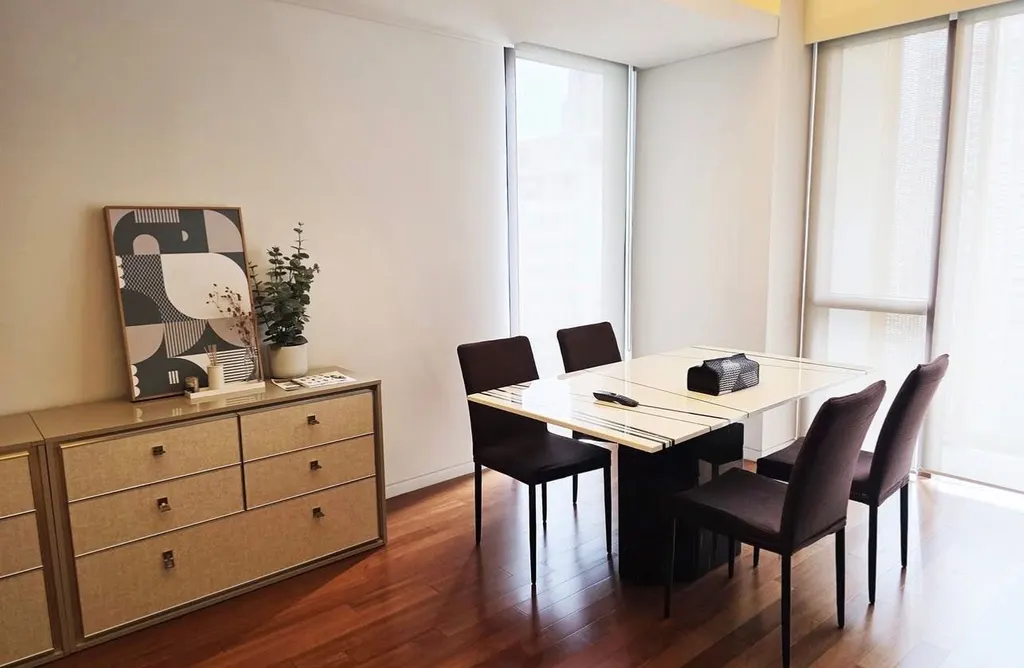 Photo 3 of listing DA-3356485: 1-bedroom condo (73 sq.m.) at Hansar Residence Rajdamri (Condo)