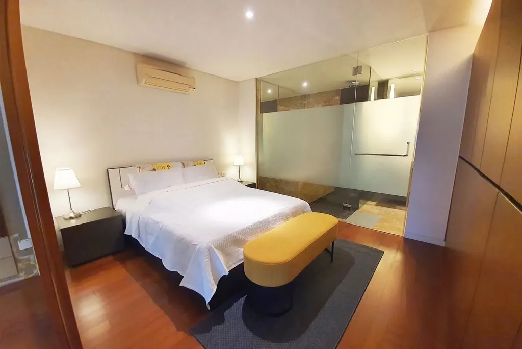 Photo 5 of listing DA-3356485: 1-bedroom condo (73 sq.m.) at Hansar Residence Rajdamri (Condo)