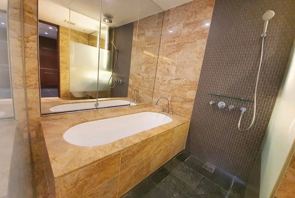 Photo 7 of listing DA-3356485: 1-bedroom condo (73 sq.m.) at Hansar Residence Rajdamri (Condo)