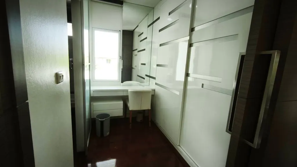 Photo 13 of listing DA-3356486: 4-bedroom house (240 sq.m.)