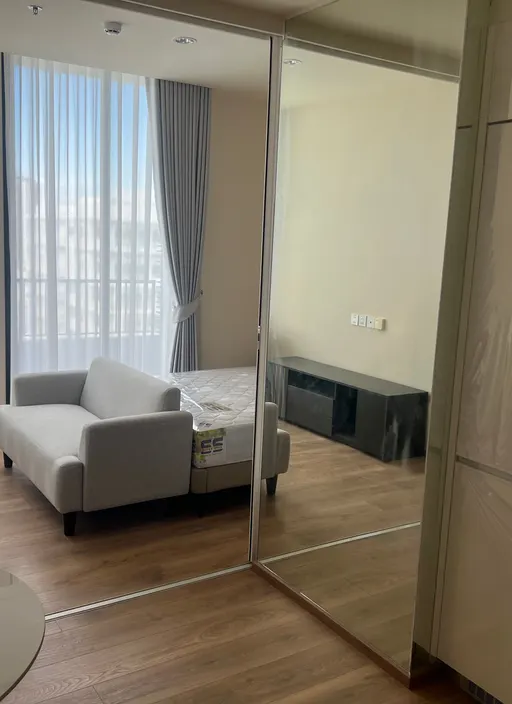 Photo 1 of listing DA-3356488: 1-bedroom condo (33 sq.m.) at Noble Form Thonglor