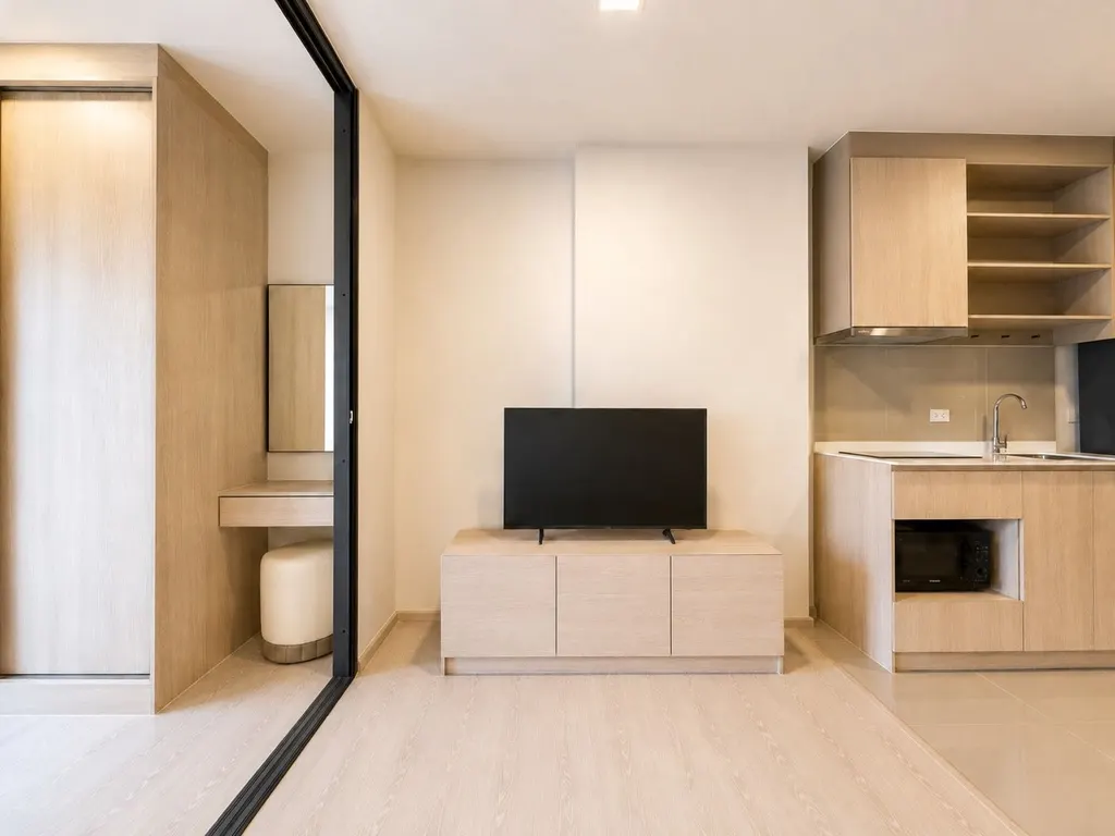 Photo 2 of listing DA-3356491: 1-bedroom condo (29.35 sq.m.) at FLO by Sansiri