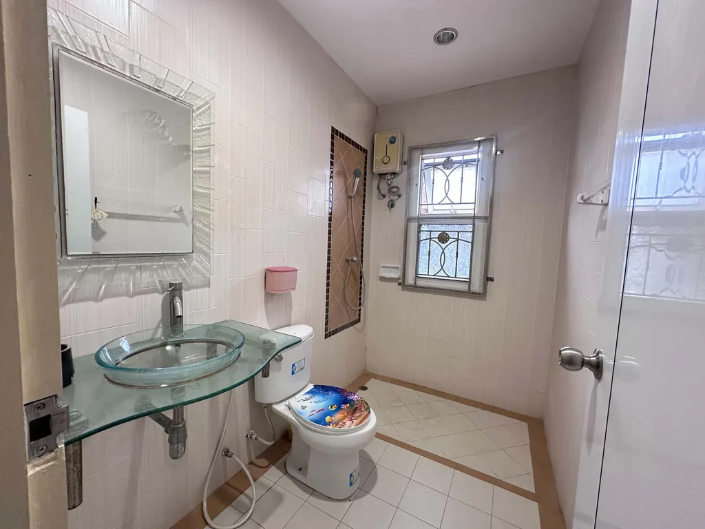 Photo 15 of listing DA-3356752: 3-bedroom townhouse (176 sq.m.)