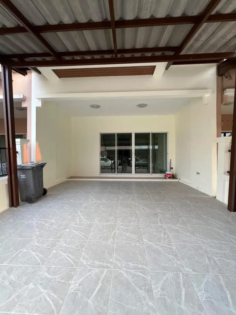 Photo 2 of listing DA-3356752: 3-bedroom townhouse (176 sq.m.)