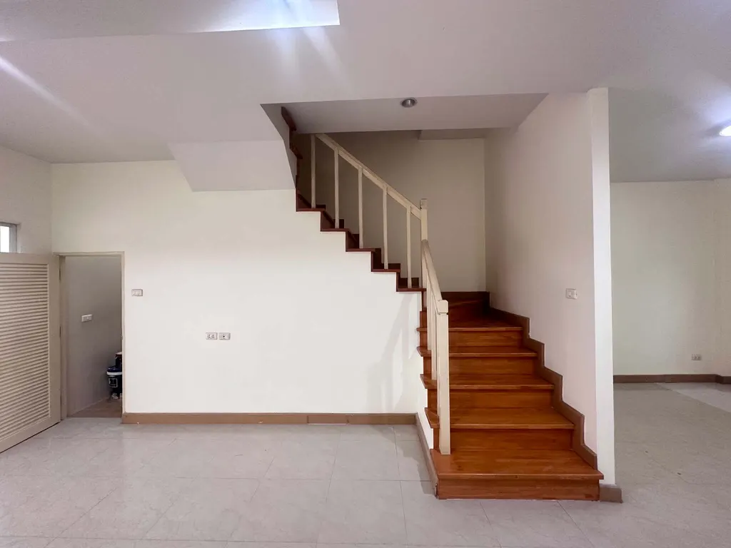 Photo 3 of listing DA-3356752: 3-bedroom townhouse (176 sq.m.)