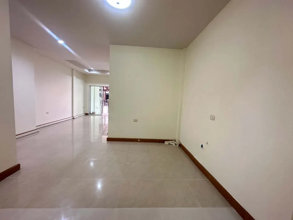 Photo 7 of listing DA-3356752: 3-bedroom townhouse (176 sq.m.)